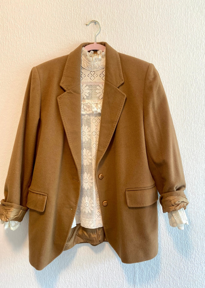 Dames beige blazer gemaat van lana wol - maat S/M