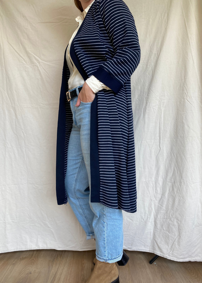 Donkerblauw vest met strepen - maat S/M