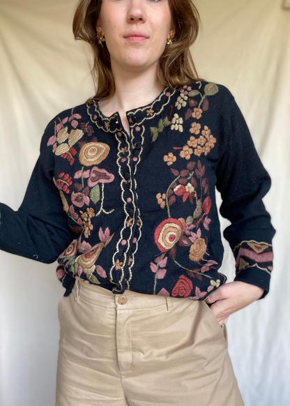 Zwart vest met geborduurde bloemen - maat S/M