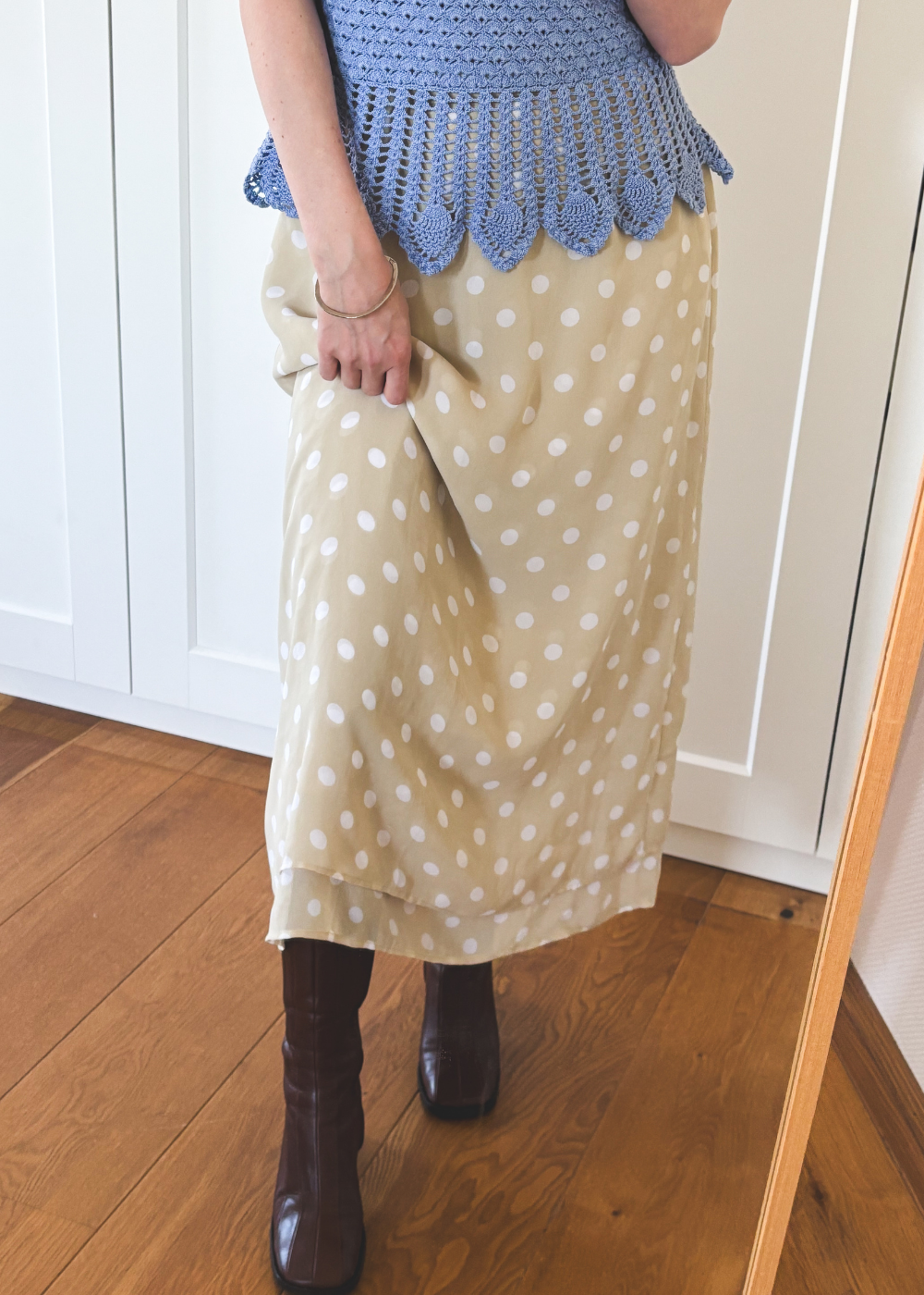 Beige stippen rok - maat S