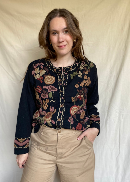 Zwart vest met geborduurde bloemen - maat S/M