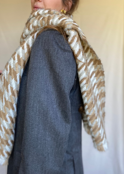 Beige,bruin en grijze sjaal