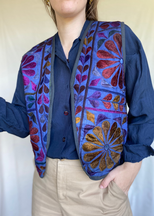 Geborduurde bloemen gilet - maat S tot XL