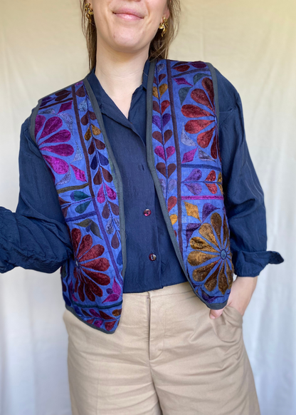 Geborduurde bloemen gilet - maat S tot XL