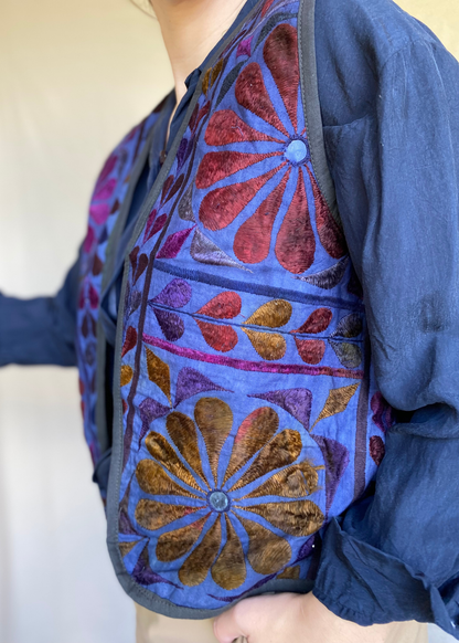 Geborduurde bloemen gilet - maat S tot XL