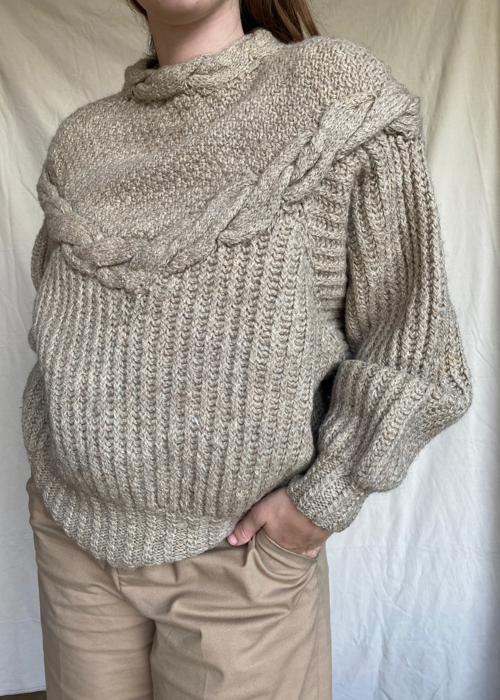 Beige handgebreide trui - maat L/XL