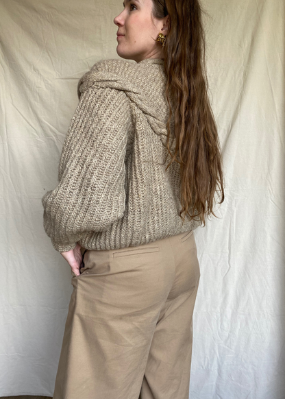 Beige handgebreide trui - maat L/XL
