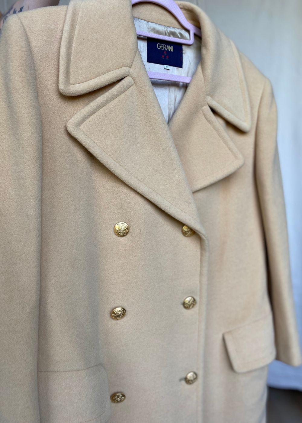 Butteryellow/beige woolcoat - maat M