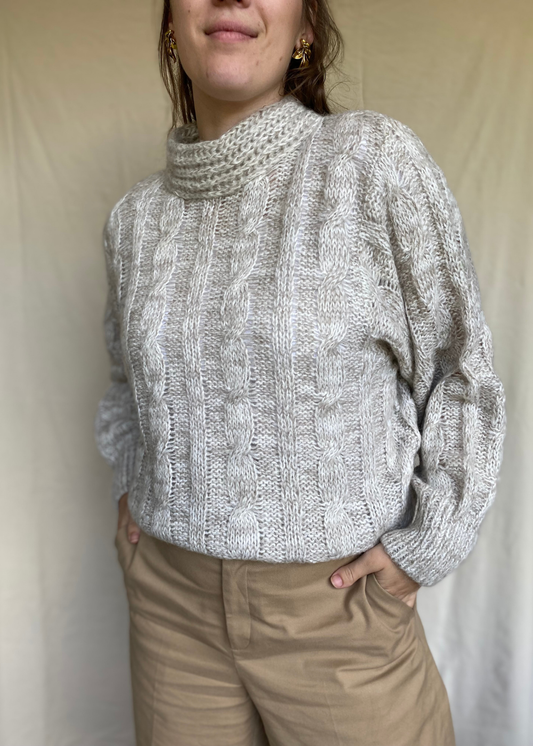 Lichtgrijze/beige gebreide trui - maat M/L