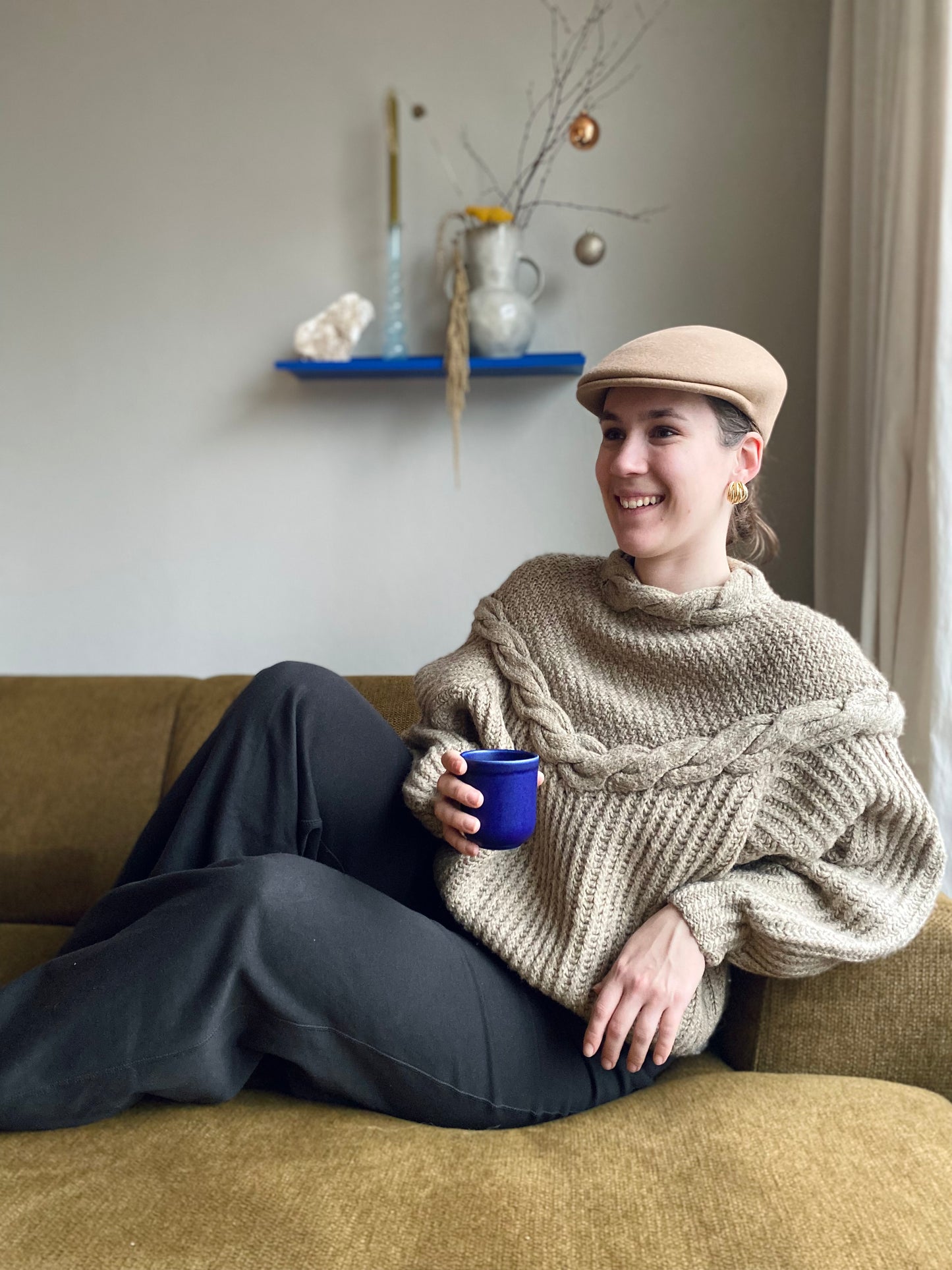 Beige handgebreide trui - maat L