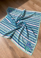 Blauwe sjaal met print