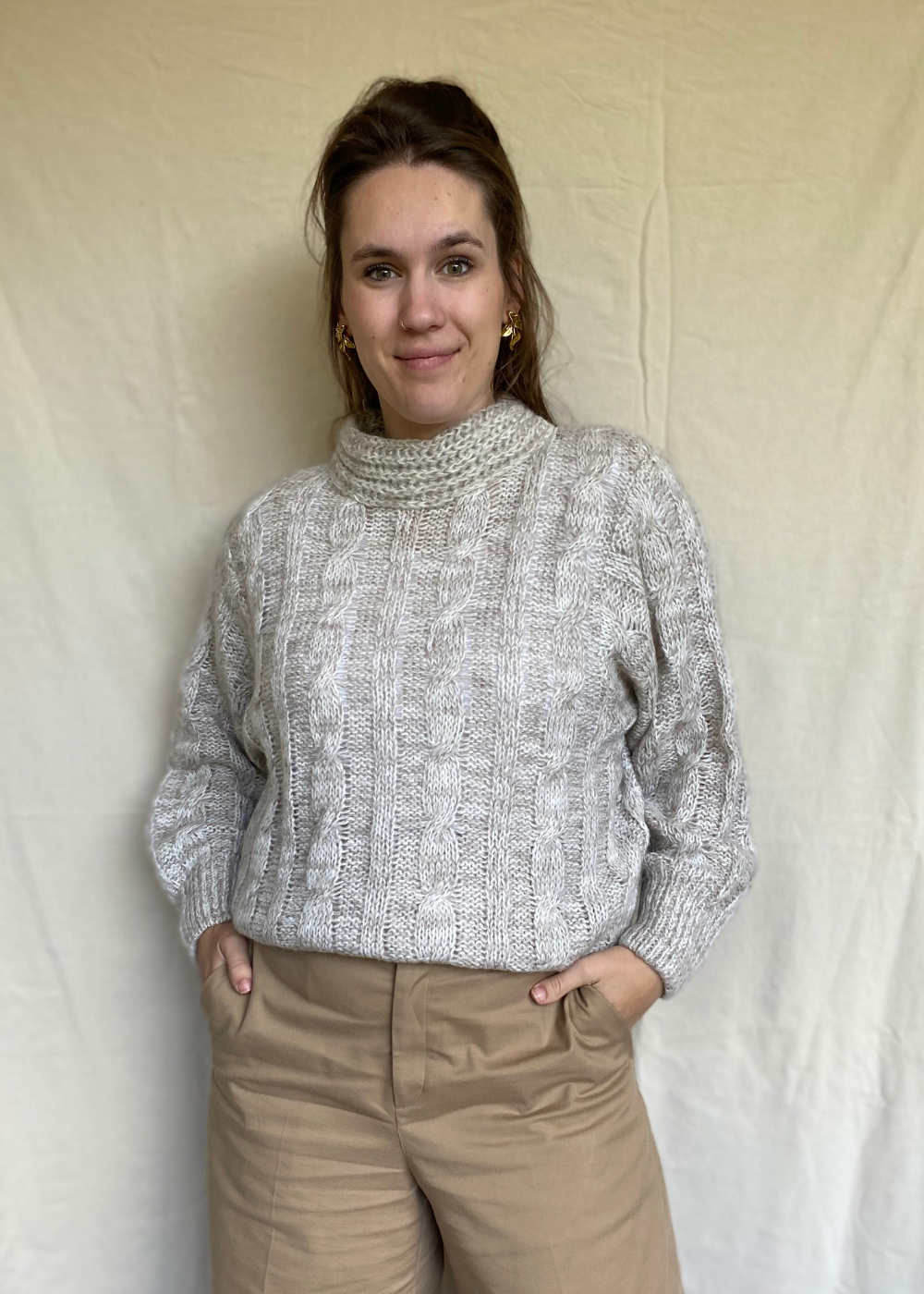 Lichtgrijze/beige gebreide trui - maat M/L