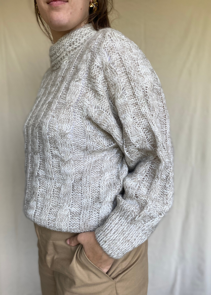 Lichtgrijze/beige gebreide trui - maat M/L