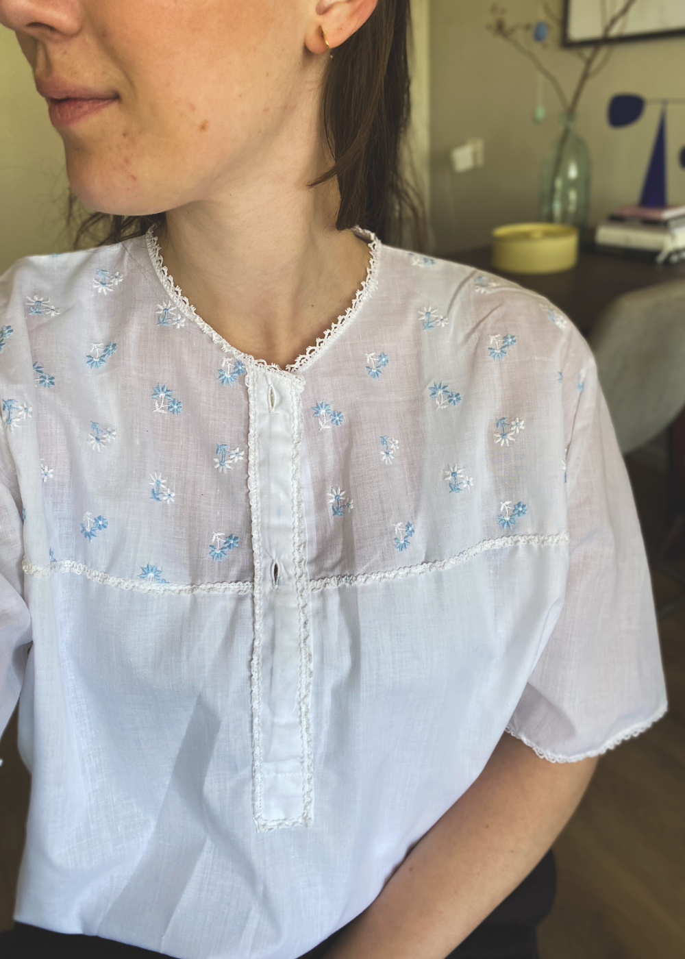 Blouse met borduursel - maat L/XL