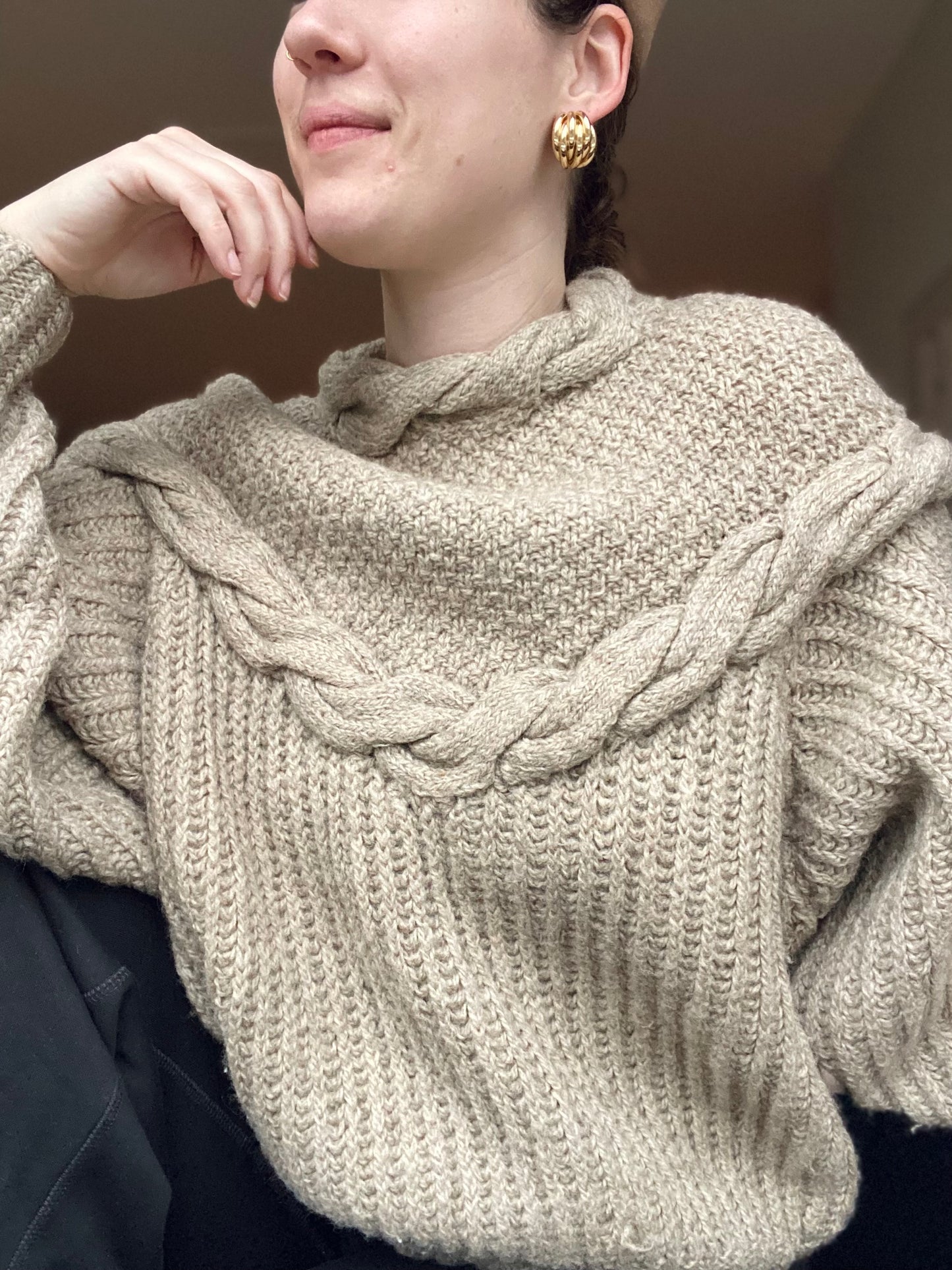 Beige handgebreide trui - maat L