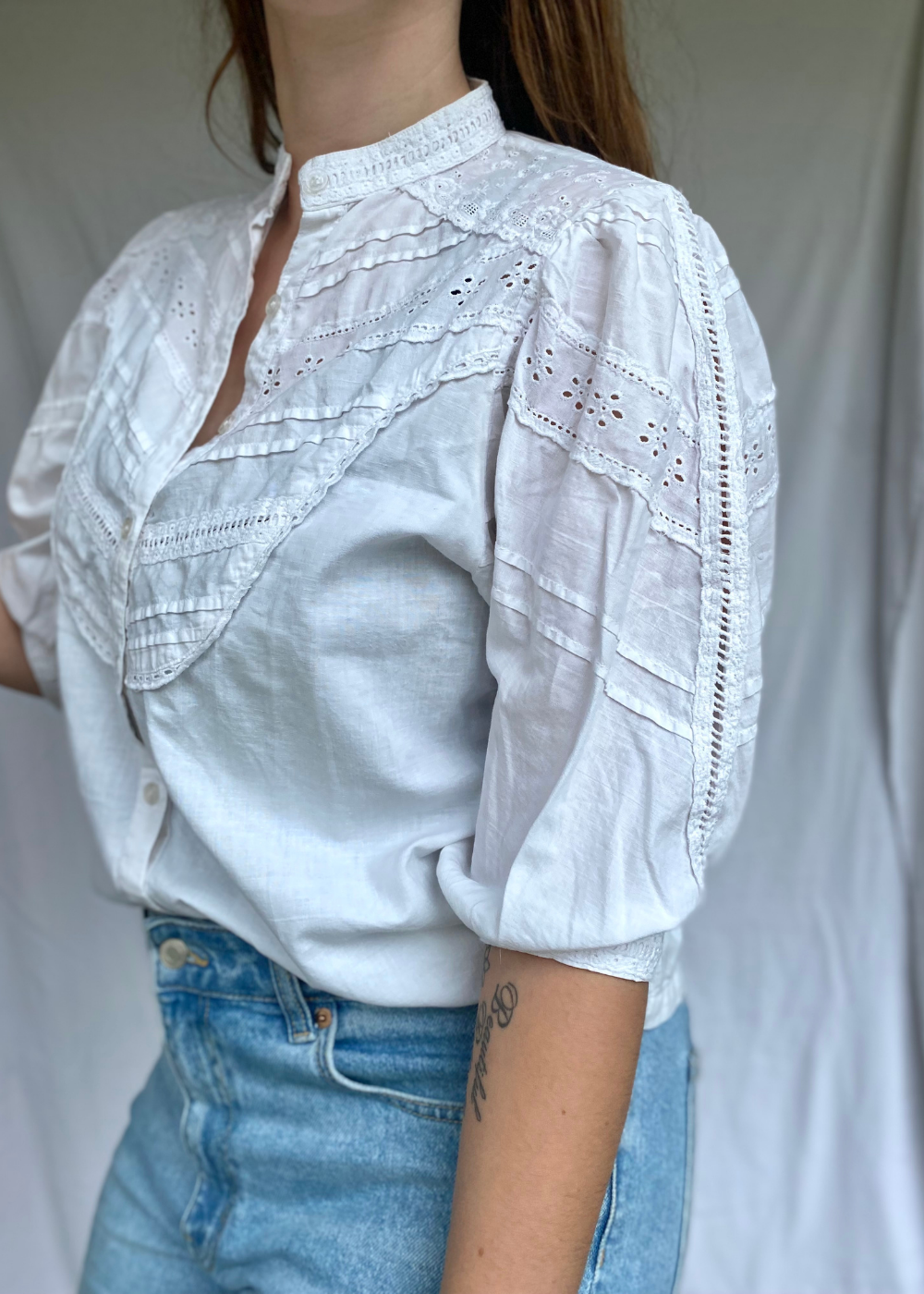Witte dames katoenen blouse met embroidery - maat S/M