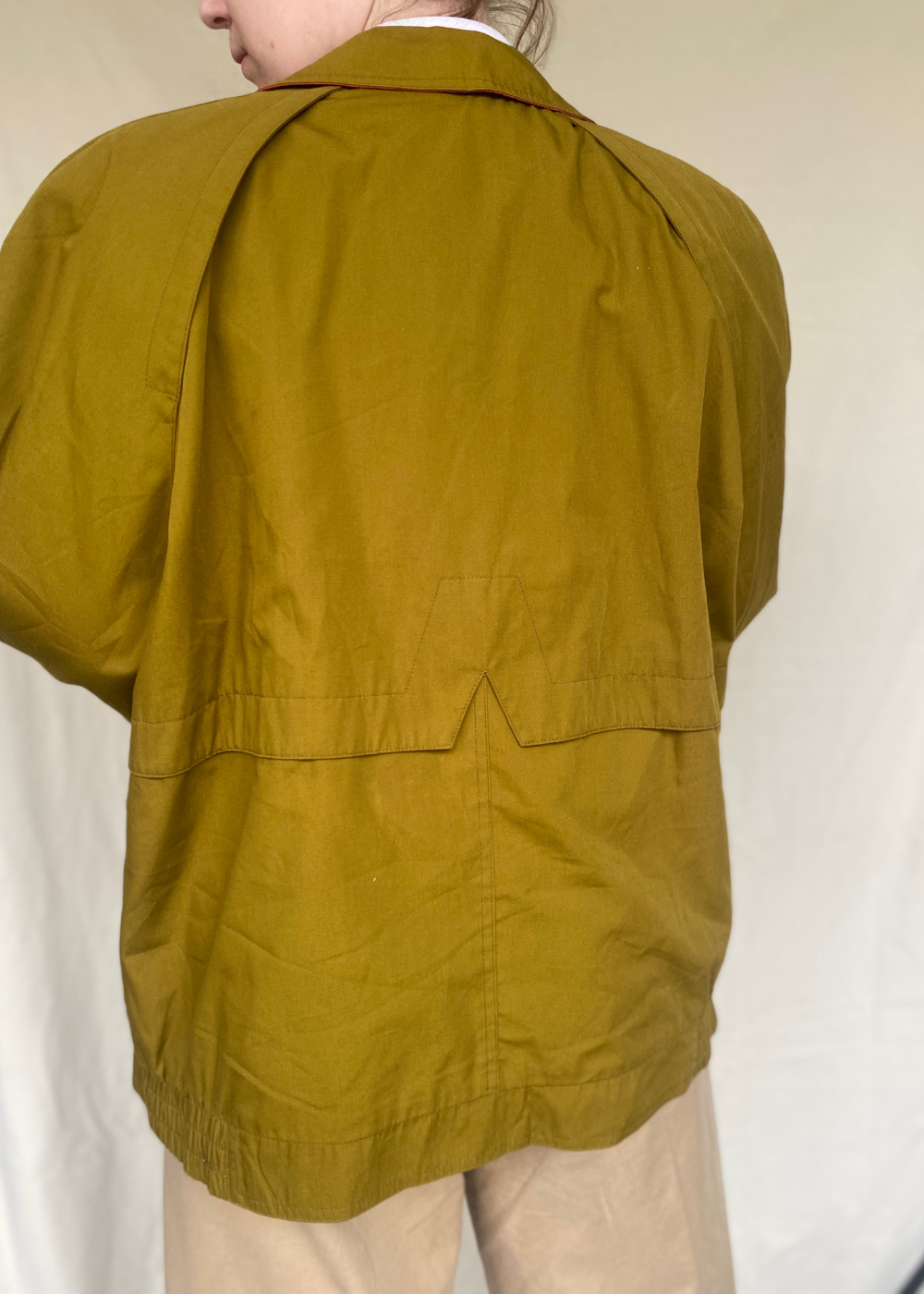 Mosgroene tussenjas - maat L/XL