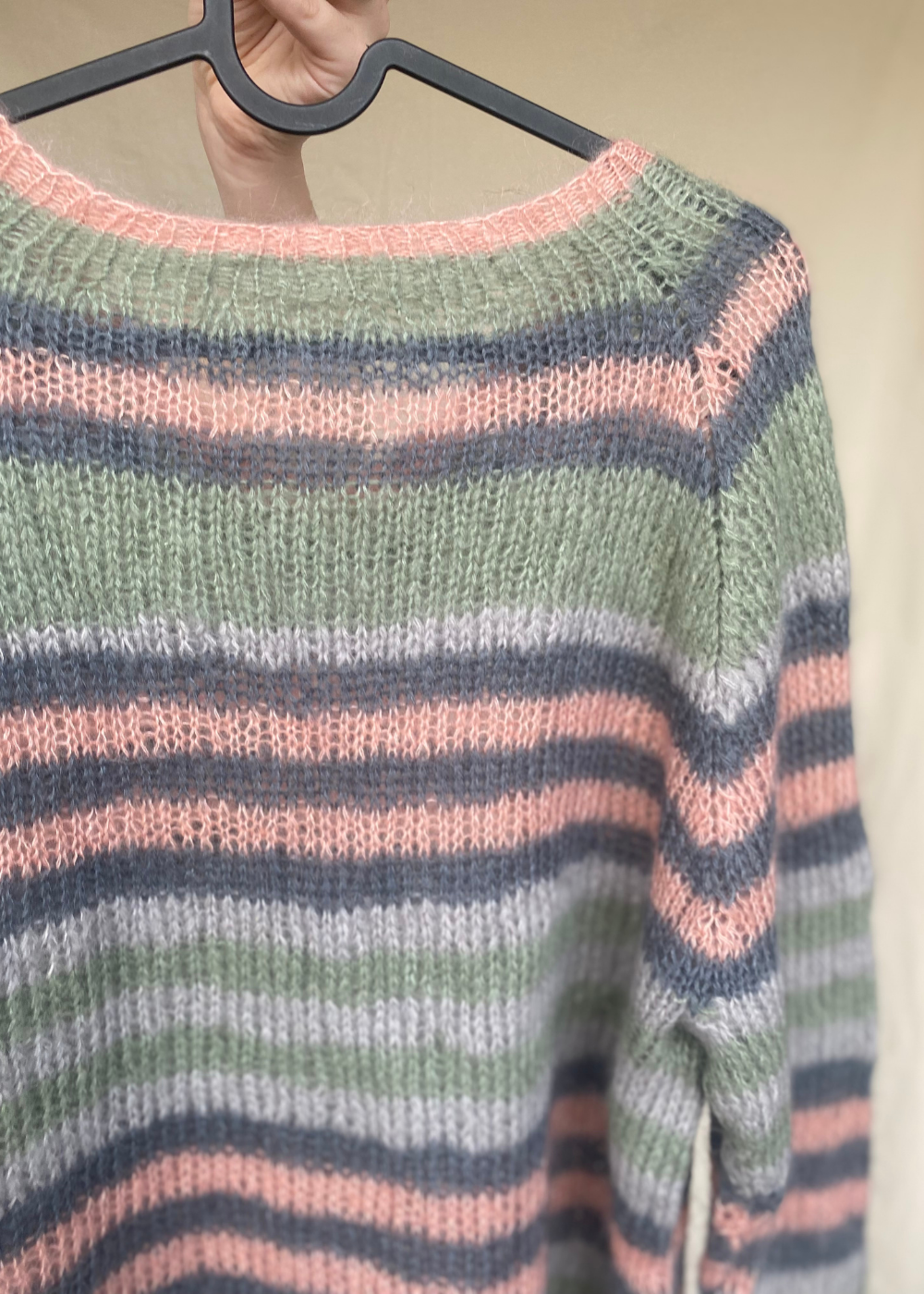 Dun gebreid mohair trui - maat M/L