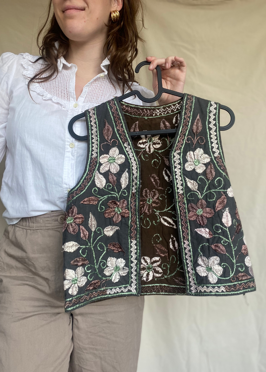 Geborduurd gilet - maat XS/S