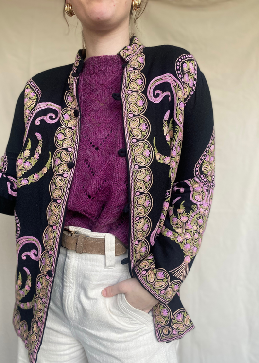 Geborduurde jasje - maat M/L