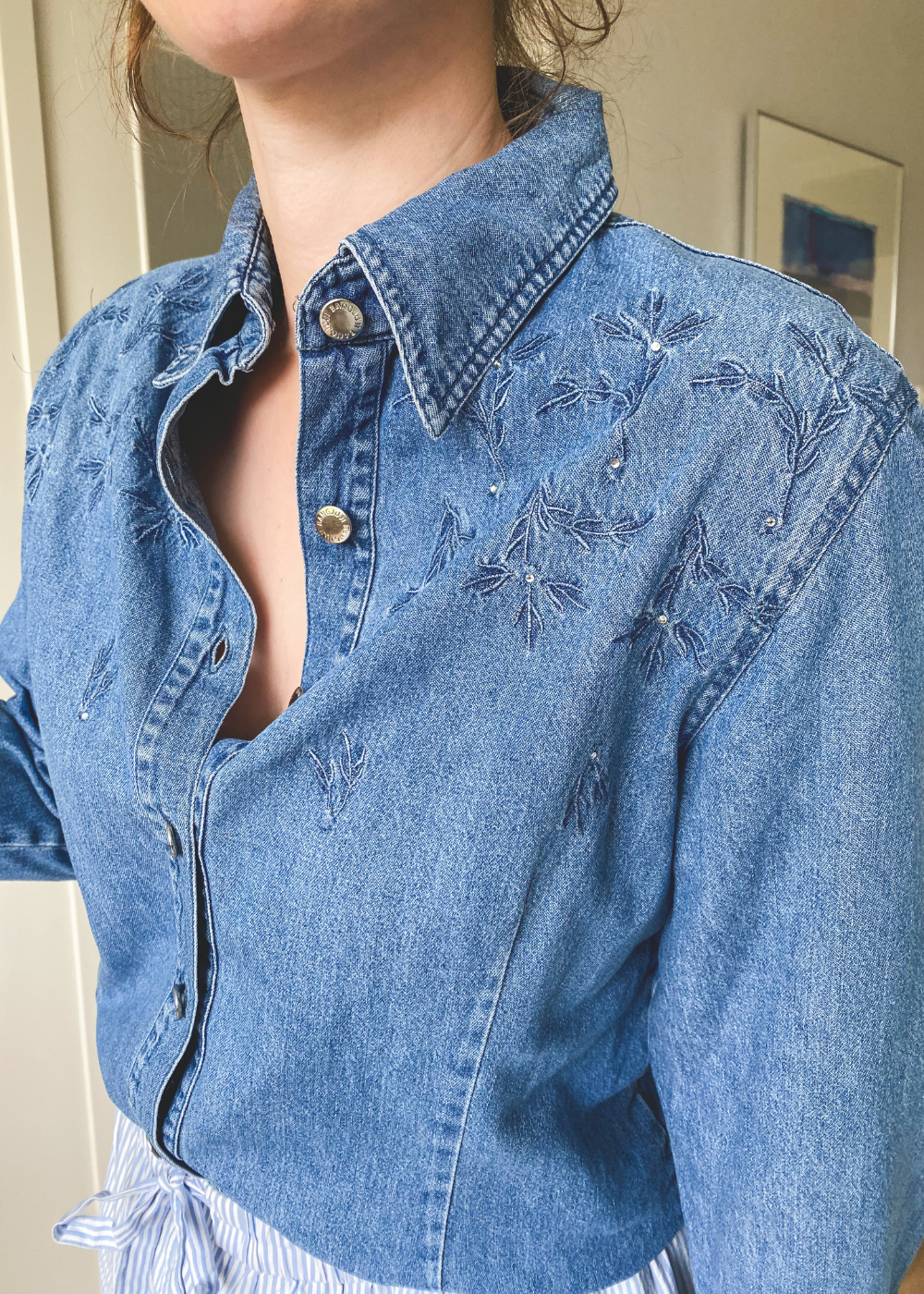 Spijkerblouse met bloemen