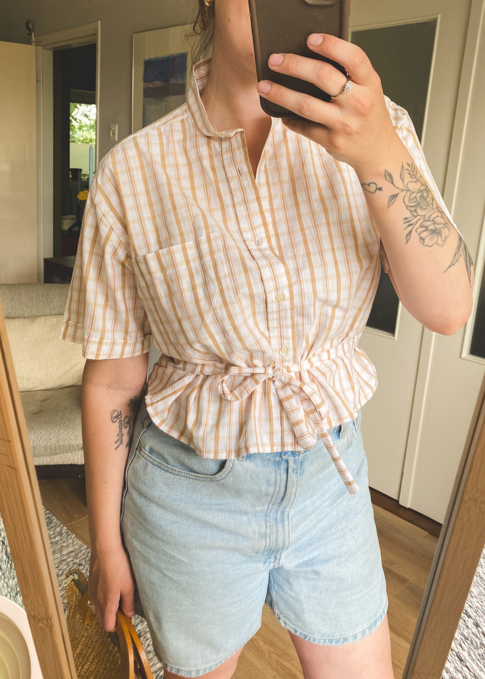 Remade beige blouse - maat M/L