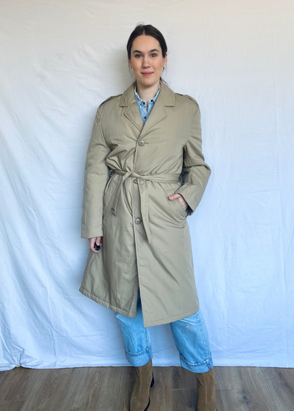 Beige trenchcoat - m/l