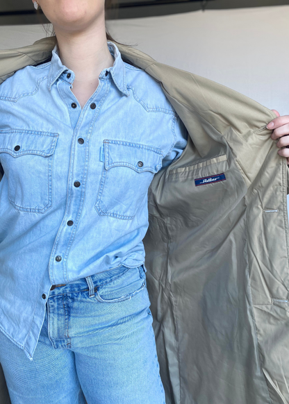 Beige trenchcoat - m/l