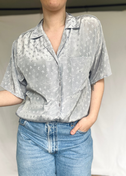 Silk feel blouse - m/l