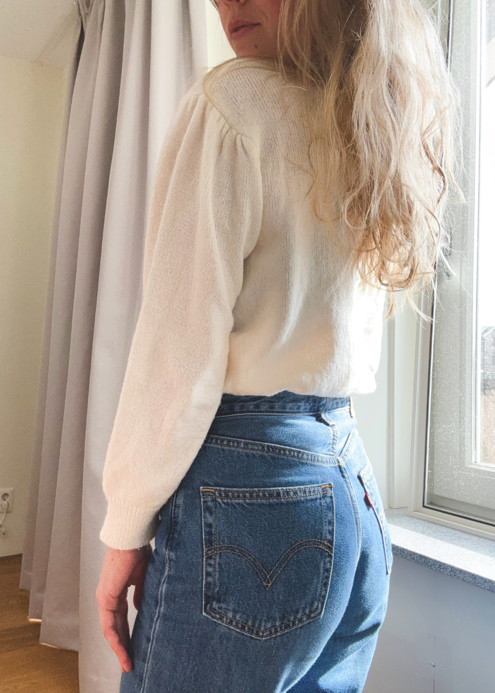 Crème witte trui met bloemen - maat S