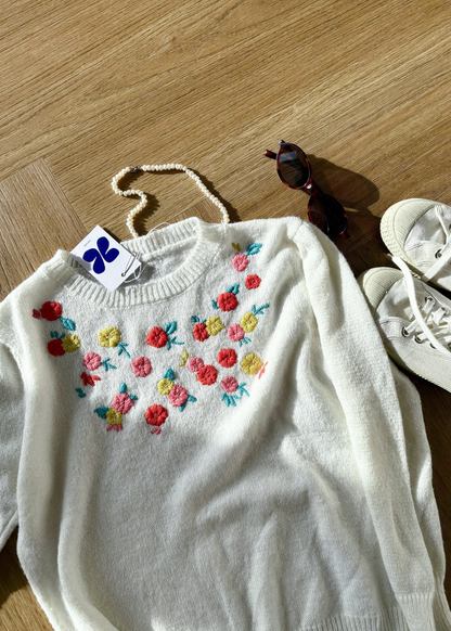 Crème witte trui met bloemen - maat S