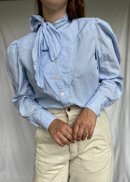 Dames blauwe strepen blouse met strik - maat M