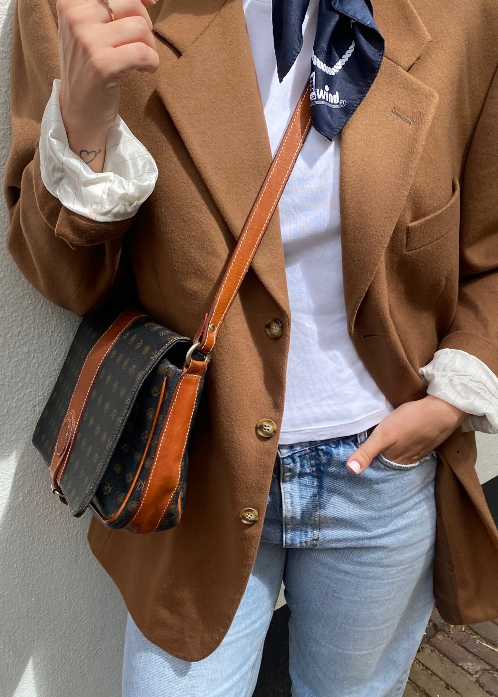 Zwart met bruine details leren tas