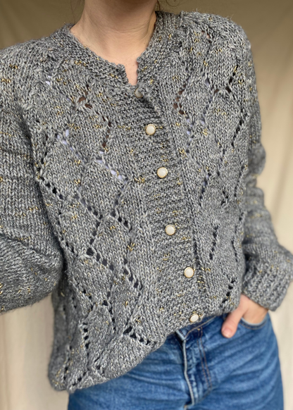 Grijs gehaakt vest met glitter - maat L/XL