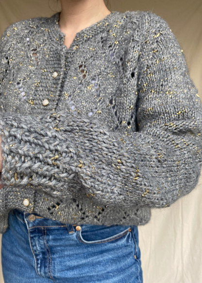 Grijs gehaakt vest met glitter - maat L/XL