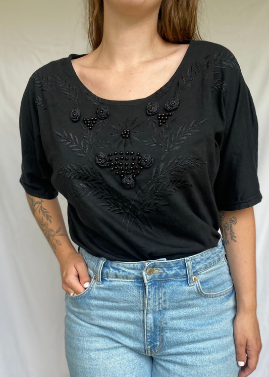 Dames zwart shirt met kralen & borduursel - maat L/XL